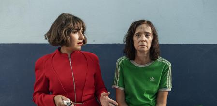 El dúo cómico de Candela Peña y Ana Torrent es extraordinario.