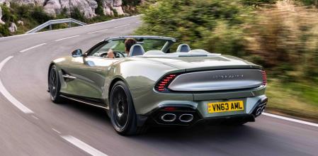 Para una experiencia auditiva definitiva, está disponible con un sistema de escape de titanio opcional con un silenciador más pequeño para ofrecer un sonido V12 más claro, fuerte y atractivo&nbsp;