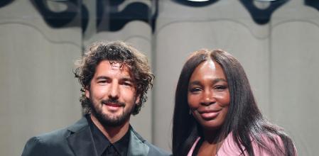 Andrea Preti y Venus Williams posan el pasado febrero en el photocall de 'Dsquared2' F