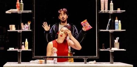 Uno de los ensayos de la obra 'Estètica i massacre' de esta semana