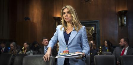 Sarah Wynn-Williams a su llegada al comité del Senado de EE.UU para testificar en abril de este año