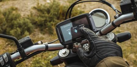 Descubre nuevas carreteras con el TomTom Rider 500
