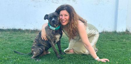 Raquel Hernández vio a Ciri por primera vez gracias a una página de Facebook. 