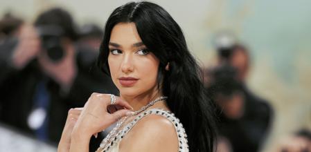 Dua Lipa en la Met Gala del 2023