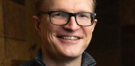 El psicólogo y científico Thomas Derrick Hull