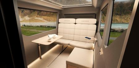 Presentada en el Salón Internacional del Caravaning de Düsseldorf, se trata de una caravana que impulsa tanto la movilidad eléctrica como los viajes sostenibles.