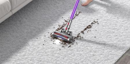 Limpieza de una alfombra por parte de esta aspiradora