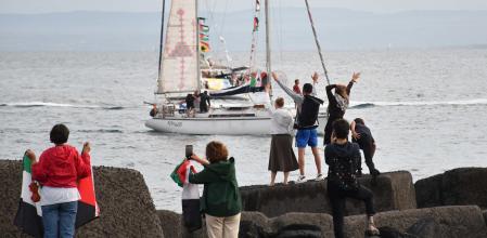 September 27, 2025, Catania: A flotilla of boats leaves the port of San Giovanni Li Cuti in Catania, Sicily, southern Italy, 27 September 2025. The Freedom Flotilla Coalition (FFC) and Thousand Madleens to Gaza (TMTG) announced the launch of a flotilla to Gaza of 10 boats from Catania, with dozens on board..ANSA/ORIETTA SCARDINO
