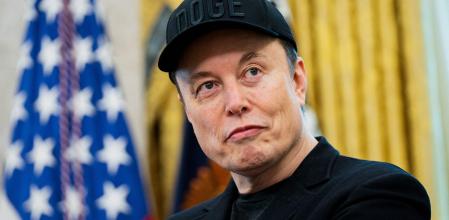 Según Musk sería para&nbsp;obtener datos reservados y usar ese conocimiento en sus propios desarrollos