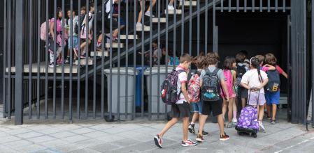 Inicio del curso escolar 2025/26 en infantil y primaria de la escuela Ipse. Encuentro de alumnos y profesores