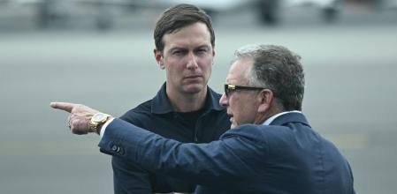 (FILES) US special envoy to the Middle East Steve Witkoff (R) and Jared Kushner await the arrival of President Donald Trump and First Lady Melania Trump at Teterboro Airport in Teterboro, New Jersey, on July 13, 2025. President Donald Trump's son-in-law Jared Kushner and Witkoff, a senior US envoy, are heading to Egypt on October 4, 2025, to finalize hostage release details, a White House official said, after Hamas reacted positively to a peace plan to end two years of war. (Photo by Brendan SMIALOWSKI / AFP)