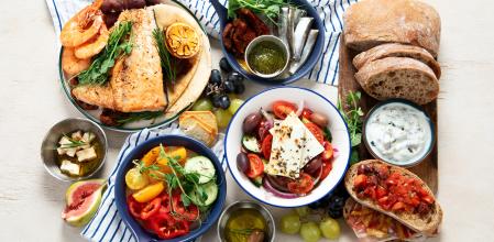 La dieta mediterránea es ideal para abordar los efectos de la menopausia