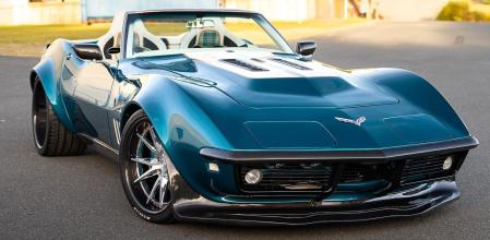 Más de 50 años después de su lanzamiento, el Chevrolet Corvette Stingray de 1968 sigue inspirando versiones modernas sin perder la esencia del modelo original.