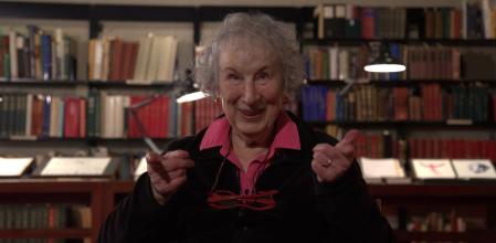 Margaret Atwood, durante la entrevista, en la Universidad de Toronto