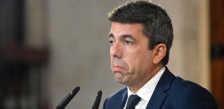 President of Valencia's Region Carlos Mazon gives a press conference as he announces his resignation at Valencia's Palau de la Generalitat on November 3, 2025. The leader of Spain's flood-hit Valencia region has faced fierce scrutiny over his handling of the October 29, 2024 catastrophe that killed more than 230 people, announced his resignation. (Photo by Jose JORDAN / AFP)