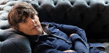 Entre 'Vota Juan', 'Su Majestad' y 'Celeste', Diego San José encadena un éxito tras otro.