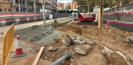 Obras en la rambla de Sant Joan de Badalona .