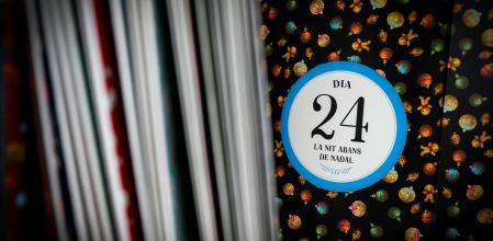 Detalle de las páginas interiores de 'La infancia de Papá Noel' de Sébastien Perez y Benjamin Lacombe&nbsp;