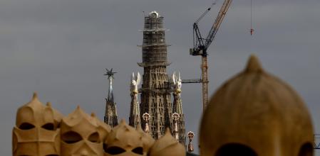 FOTO ALEX GARCIA LA SAGRADA FAMILIA VISTA DESDE EL TERRADO DE LA PEDRERA 2025/11/13