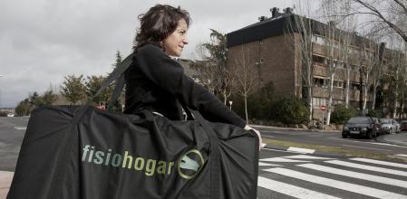 Fisiohogar traslada la clínica al domicilio de cada paciente, evitando los inconvenientes que supone tener que acudir a un centro