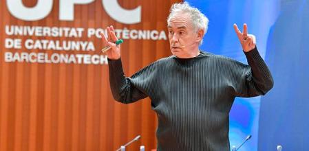 Ferran Adrià, en un momento de su conferencia en la UPC