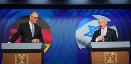 El canciller alemán, Friedrich Merz, y el primer ministro israelí, Beniamin Netanyahu, en rueda de prensa conjunta en Jerusalén el 7 de diciembre&nbsp;&nbsp;