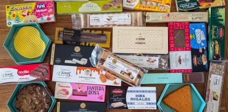 Bodegón con algunos de los turrones más creativos y sorprendentes que protagonizan la Navidad 2025&nbsp;