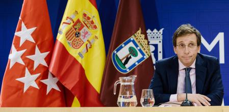 El alcalde de Madrid, José Luis Martínez-Almeida, durante una rueda de prensa, en el Palacio de Cibeles, en Madrid.