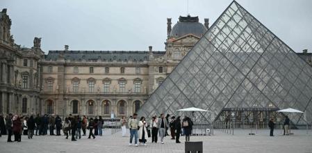 Los visitantes con entradas reservadas se ha encontrado esta mañana con los accesos cerrados, a la espera de una reapertura posterior que&nbsp; no se produjo&nbsp;&nbsp;