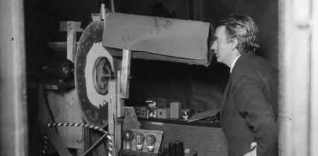 John Logie Baird, inventor de la televisión mecánica.