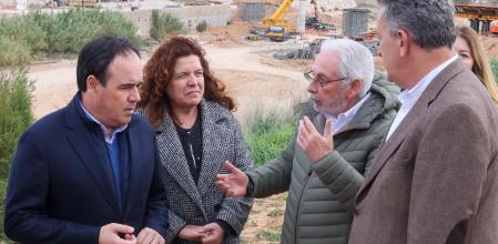El president de la Generalitat, Juanfran Pérez Llorca, visita junto al alcalde de Picanya esta población de l’Horta Sud.
