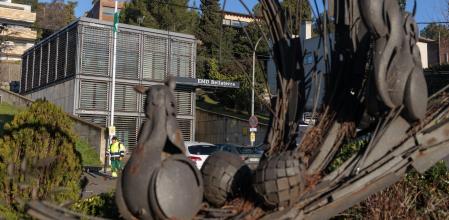 Edificio de EMD de Bellaterra que pretende separarse de Cerdanyola para formar parte de Sant Cugat.
