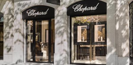 Ubicada en la calle más prestigiosa del shopping en la capital española, la nueva boutique de Chopard se sitúa en pleno barrio de Salamanca&nbsp;