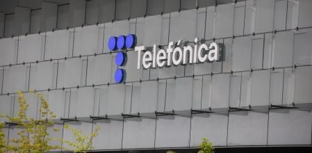 Edificio de la sede de Telefónica, en Madrid, (España)