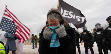 “La resistencia es la última barrera que nos separa del fascismo total”, asegura el abogado defensor de los derechos humanos Reed Brody 