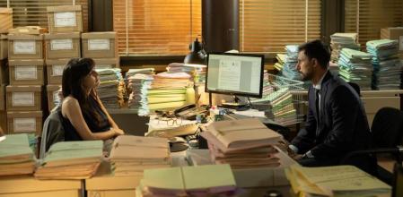 Natalia de Molina y Hugo Silva, en una imagen de la nueva temporada que se estrena hoy