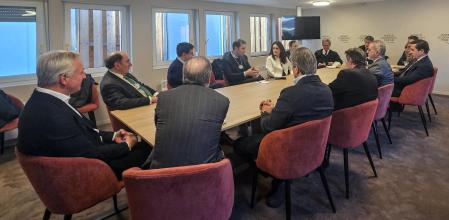Reunión del Gobierno con las empresas en Davos
