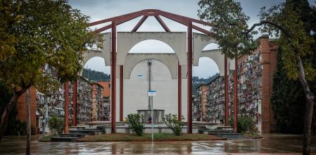 La plaza del cementerio donde está la fosa común, en la que están enterrados más de 3.000 pacientes del psiquiatrico de la localidad.