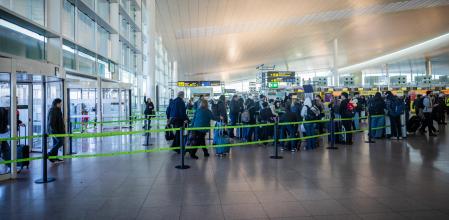 Una urgencia médica obliga al vuelo Barcelona-Santander a regresar a la ciudad condal