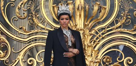 Teyana Taylor a su llegada al desfile de alta costura de Schiaparelli en París