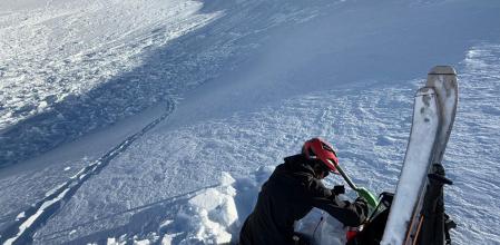 Un alud provocado por el paso de snowboarders, el pasado mes de diciembre, en la zona del Tuc de Beret, en la Val de Aran 
