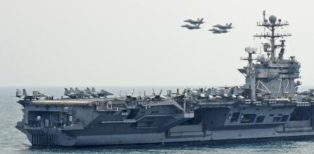 Vista del portaaviones USS Abraham Lincoln