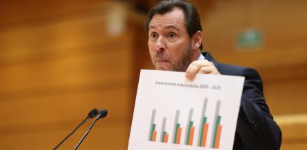 El ministro Puente, ayer en su comparecencia en el Senado por la crisis ferroviaria