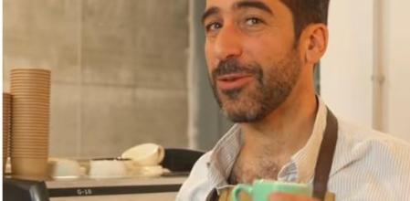 Un experto cafetero explica qué errores debes evitar al pedir café fuera de casa: “Si ves alguno de estos errores, es mejor que salgas corriendo”