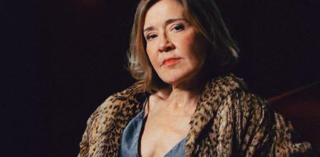 María Pujalte en 'Les Bàrbares', que se representa en el Teatre Borràs.&nbsp;