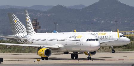 Aviones de Vueling en el Aeropuerto Josep Tarradellas Barcelona-El Prat
