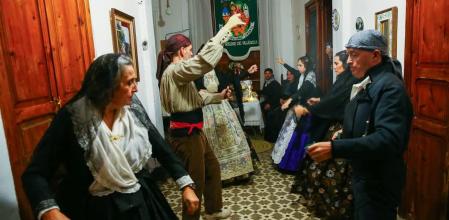 Baile en la antigua Alquería Zarzo-Bonora.