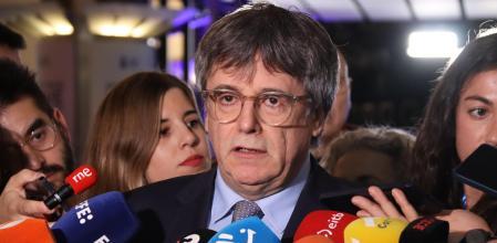 L'expresident Carles Puigdemont en una atenció als mitjans des del Parlament Europeu