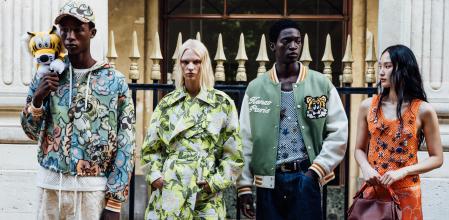 Entre bastidores en el desfile de moda de Kenzo durante la Semana de la Moda Masculina de París Primavera/Verano 2025, celebrado en el Jardín del Palais Royal en 2024.&nbsp;
