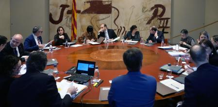 El Consell Executiu se reunió ayer en Palau de nuevo sin la presencia del president Salvador Illa